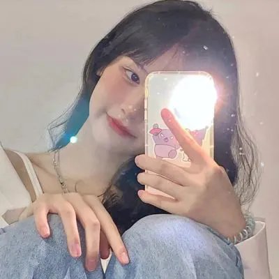 正是青春璀璨时